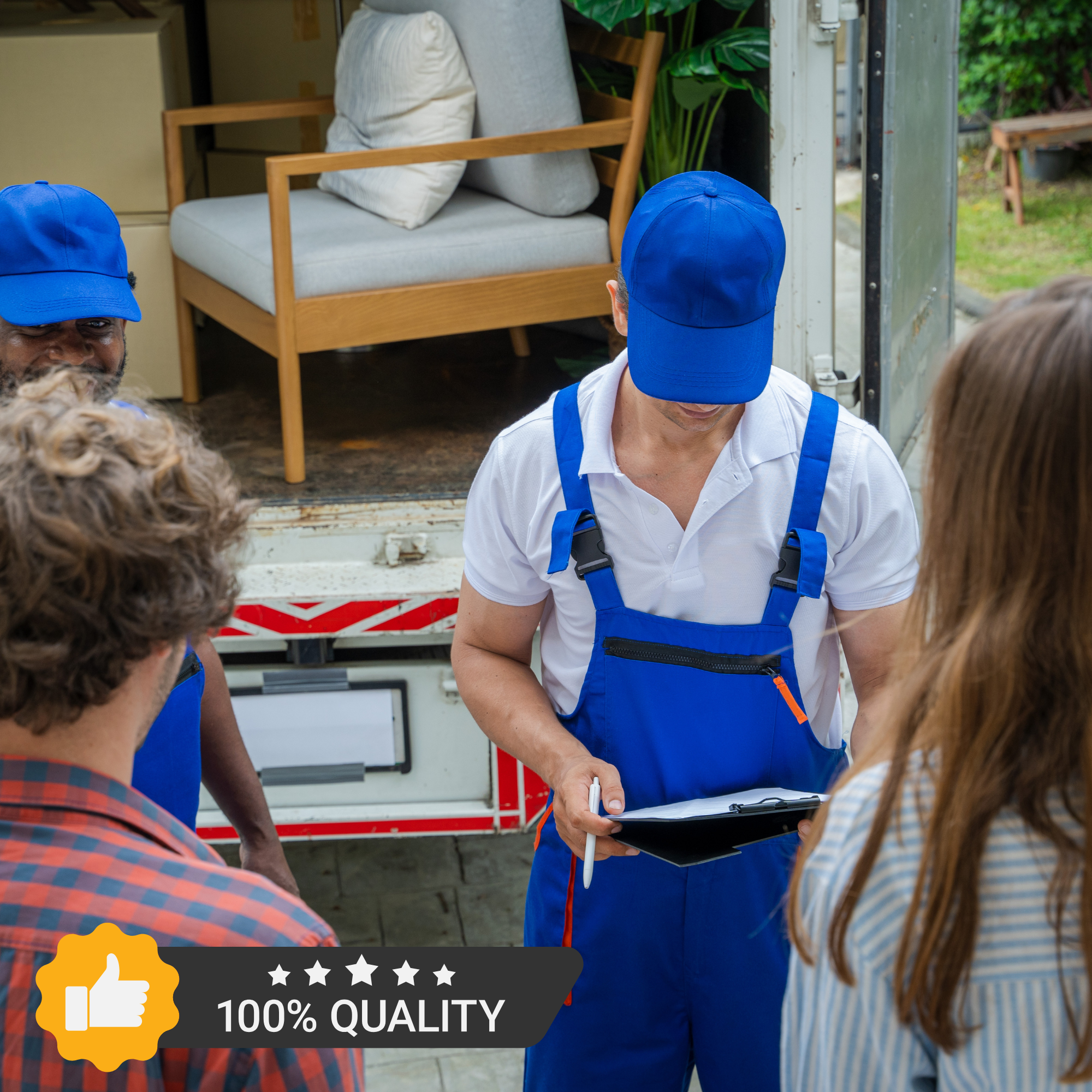 Team von Entrümpel Müller bei einer Räumung